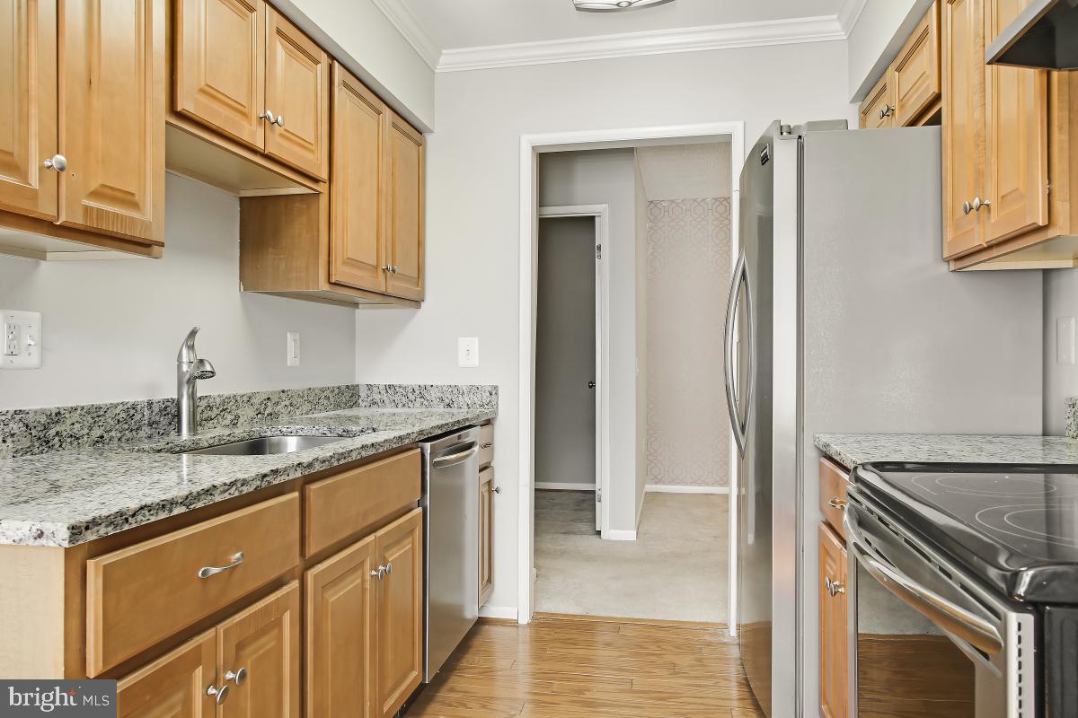 LEISURE WORLD - Residential