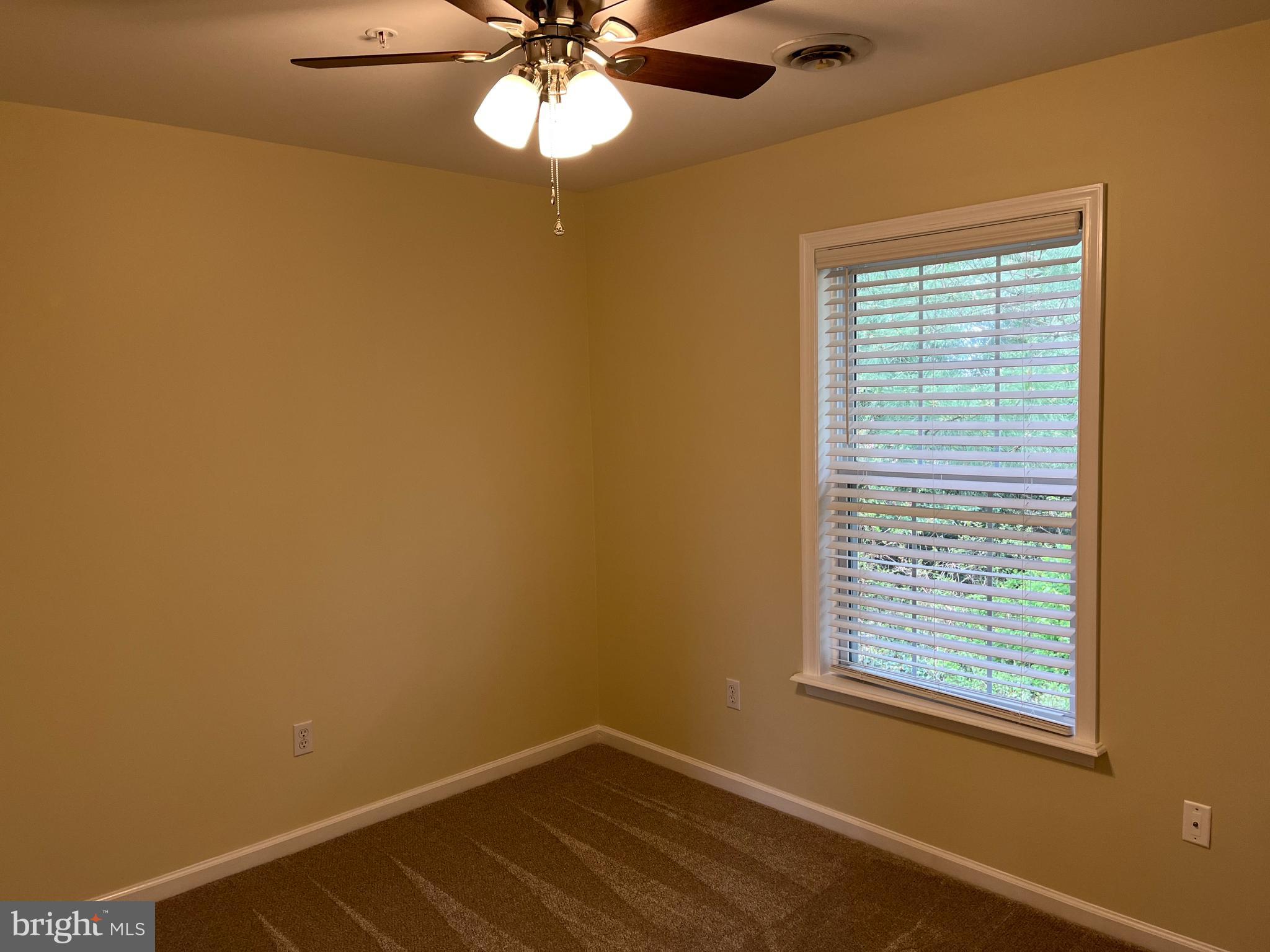 STONE GATE - Residential Lease