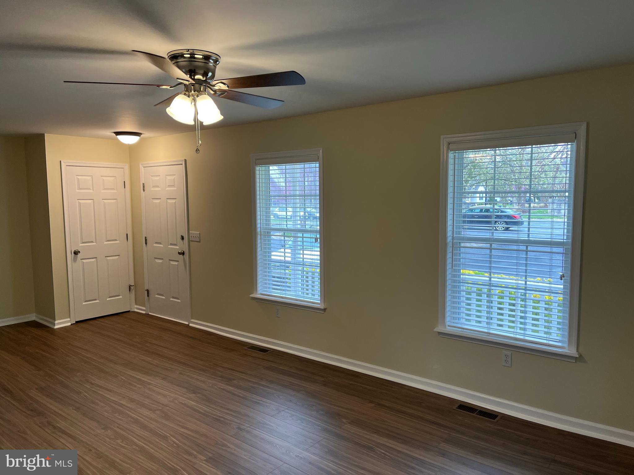 STONE GATE - Residential Lease