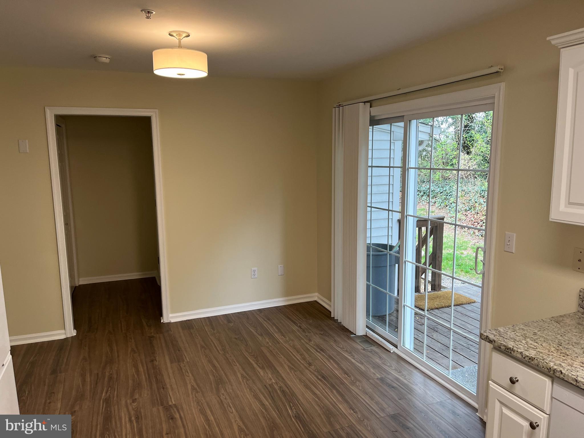 STONE GATE - Residential Lease