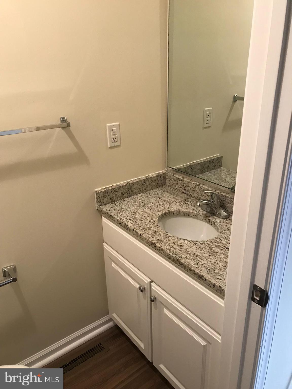 STONE GATE - Residential Lease