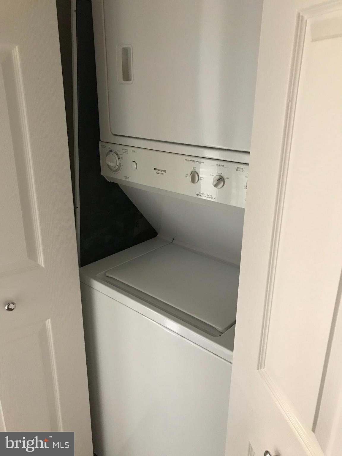 STONE GATE - Residential Lease