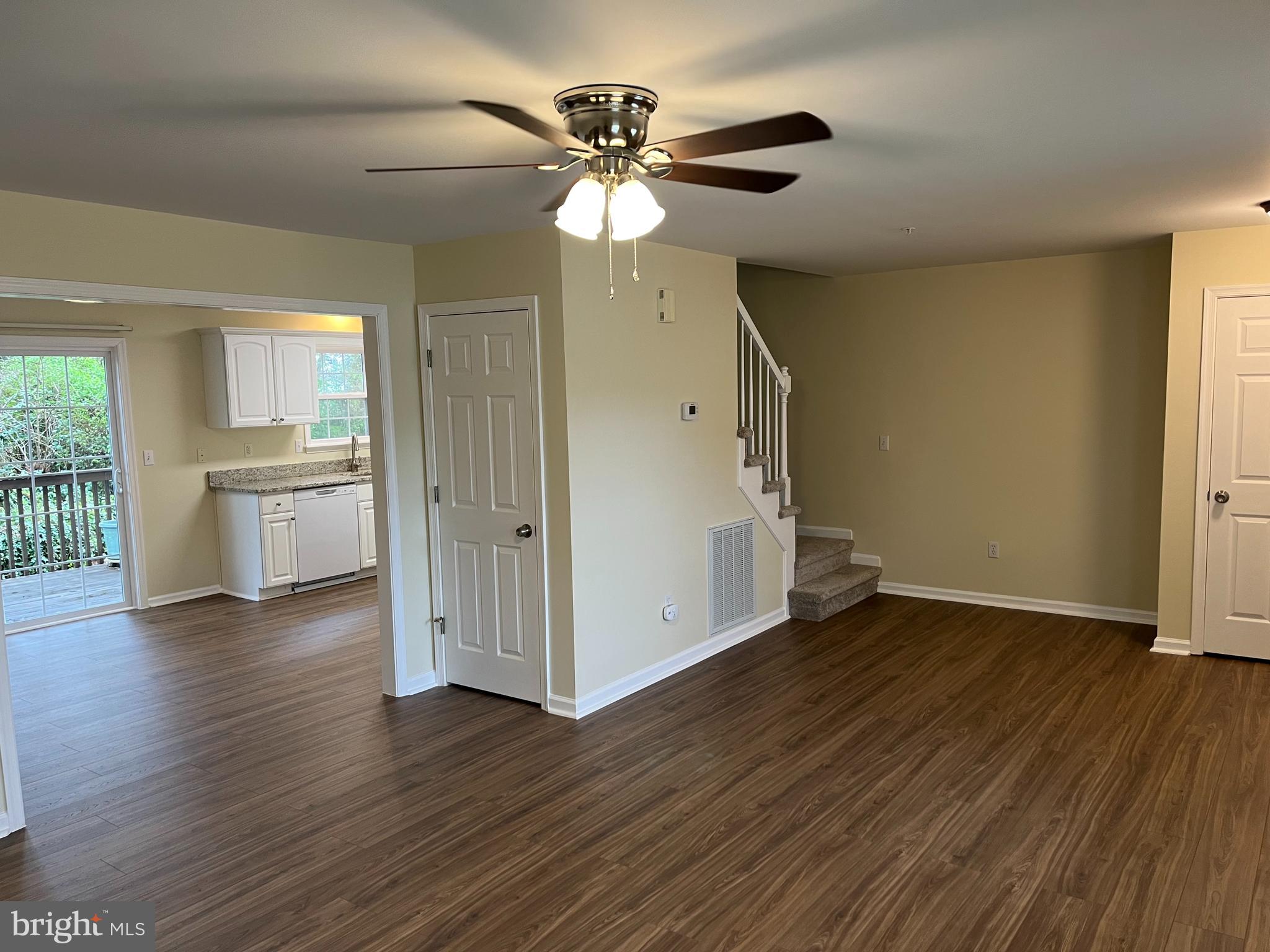 STONE GATE - Residential Lease