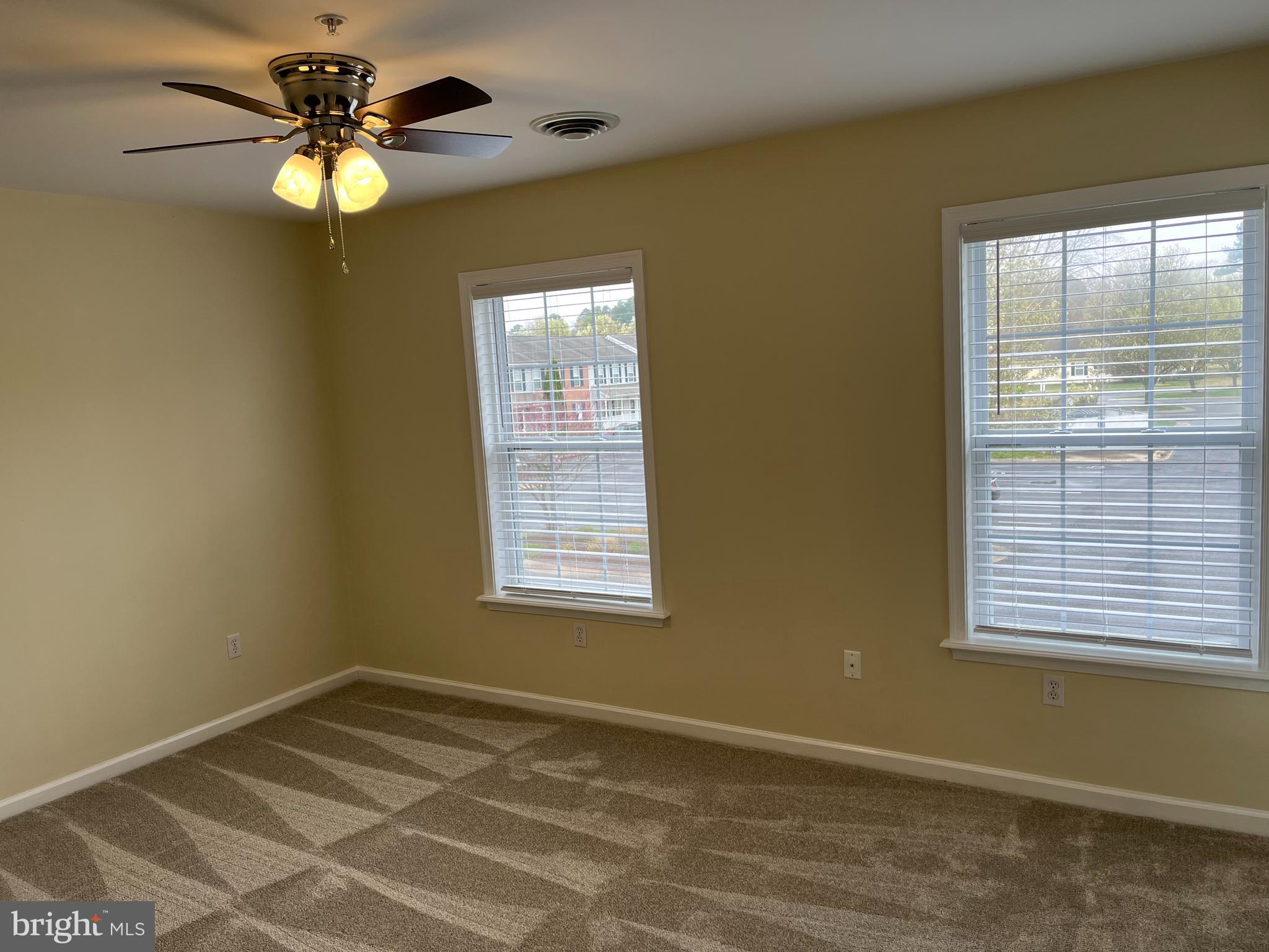 STONE GATE - Residential Lease