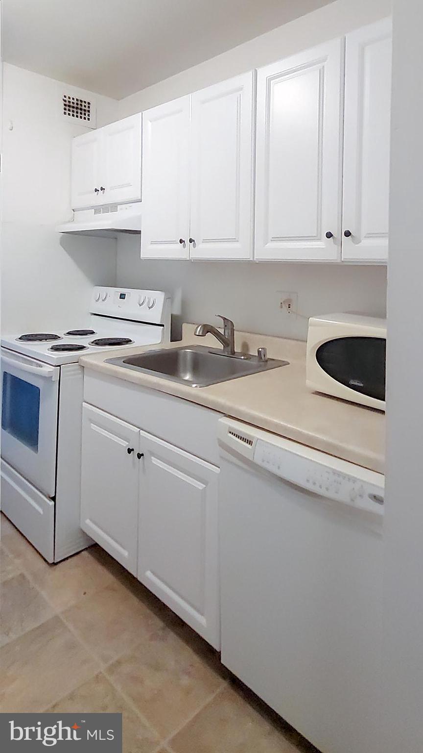 CHARLES VILLAGE - Residential