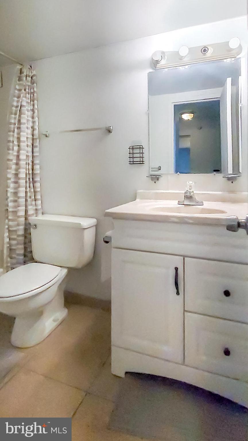 CHARLES VILLAGE - Residential