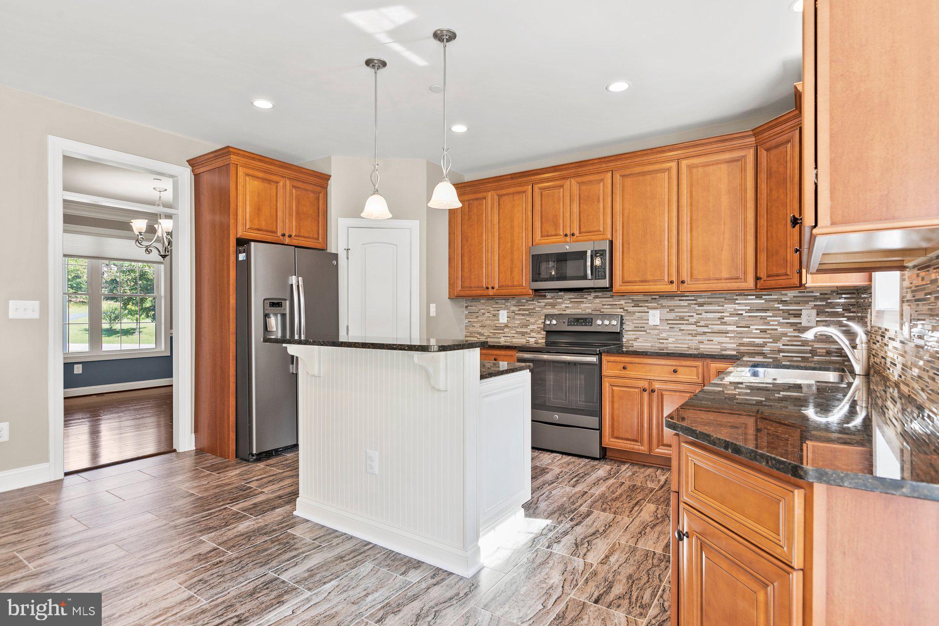 CANTERLEIGH - Residential