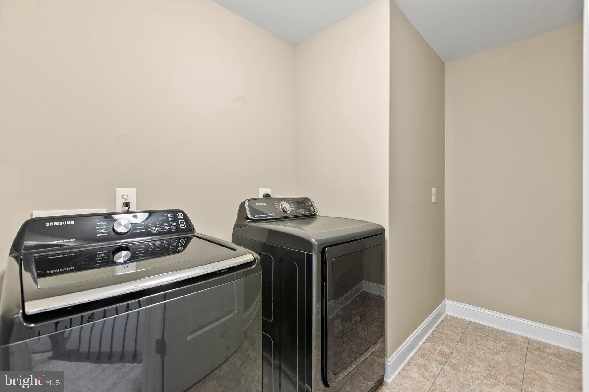 CANTERLEIGH - Residential