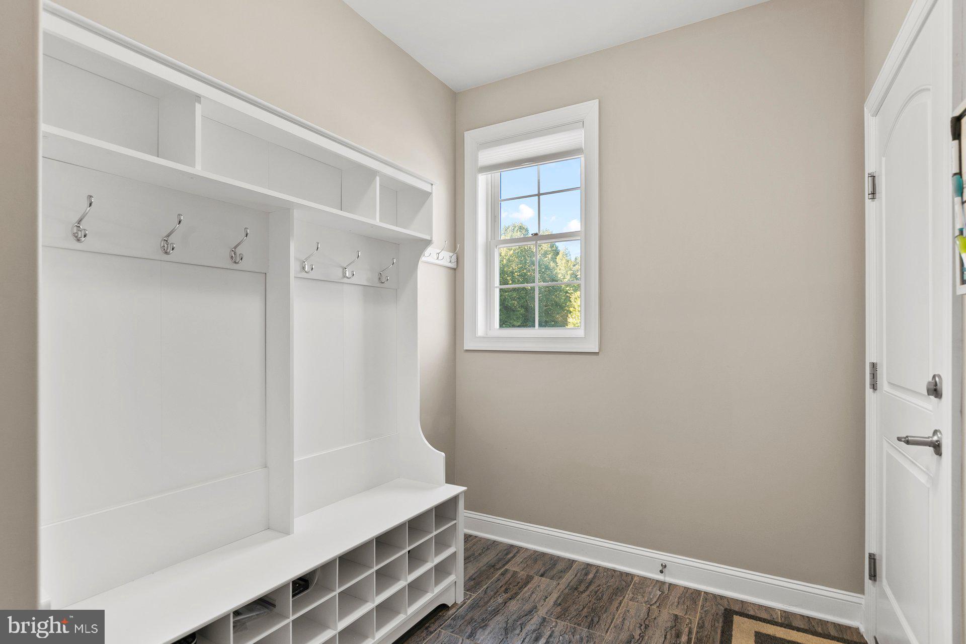 CANTERLEIGH - Residential