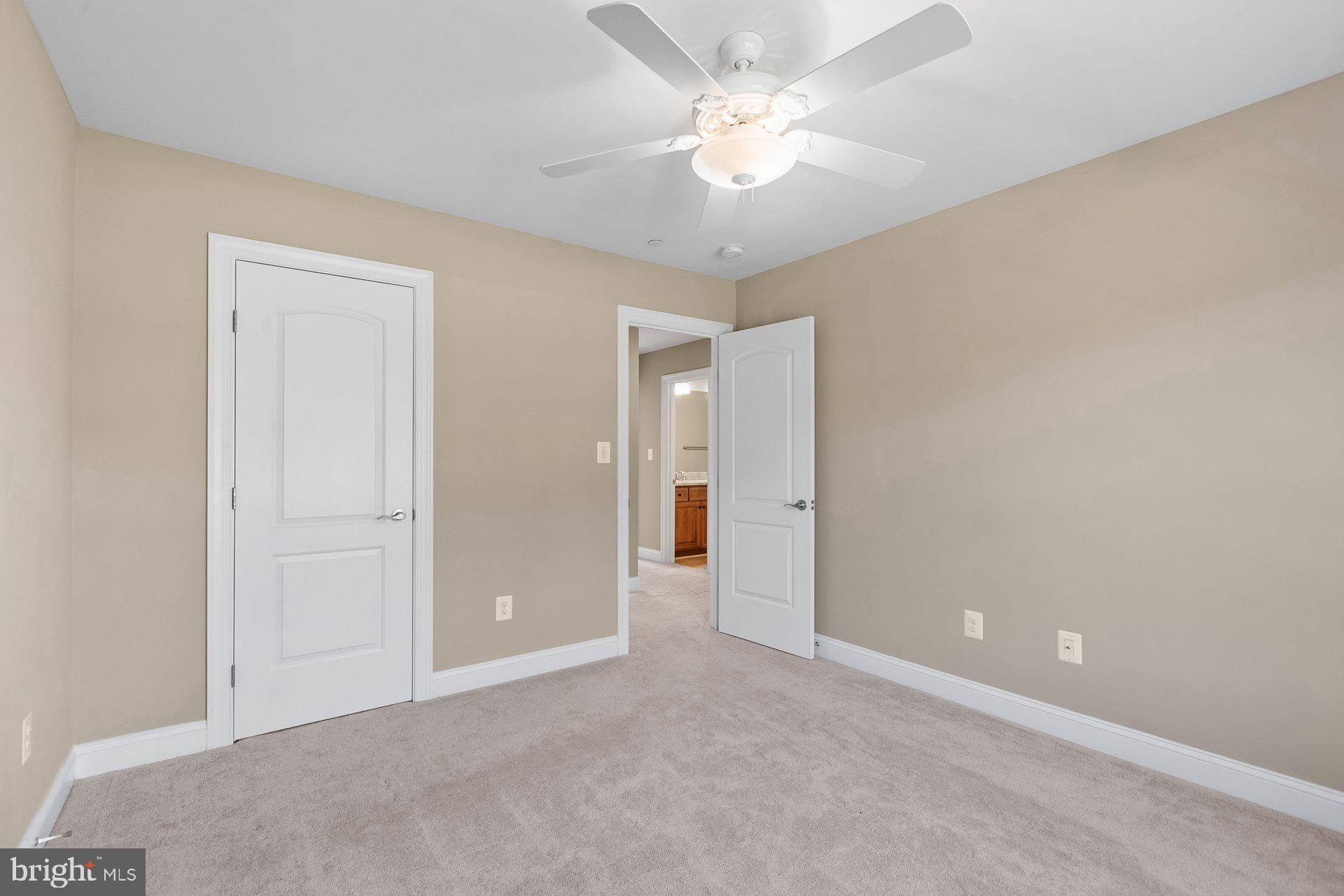 CANTERLEIGH - Residential