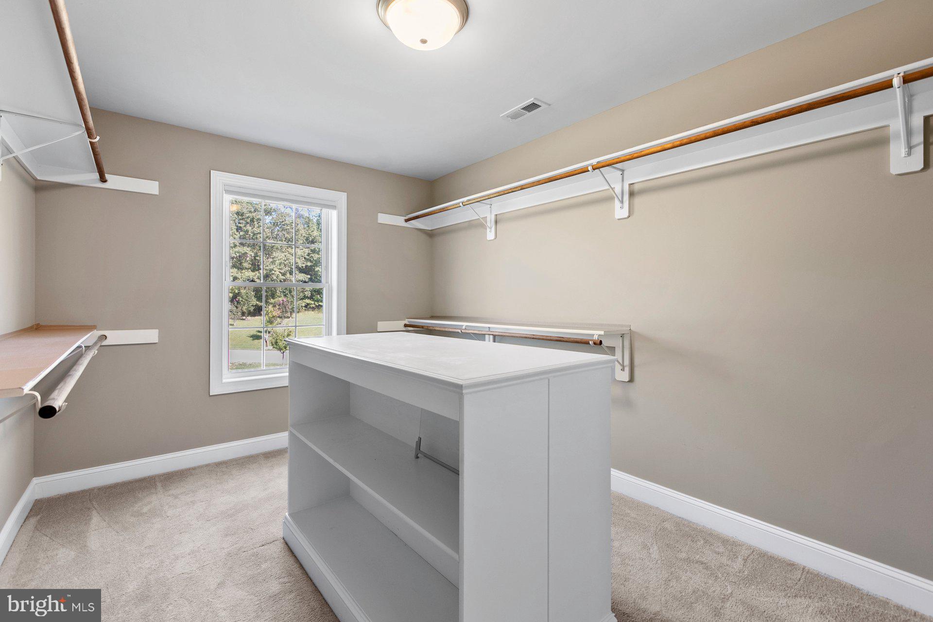 CANTERLEIGH - Residential