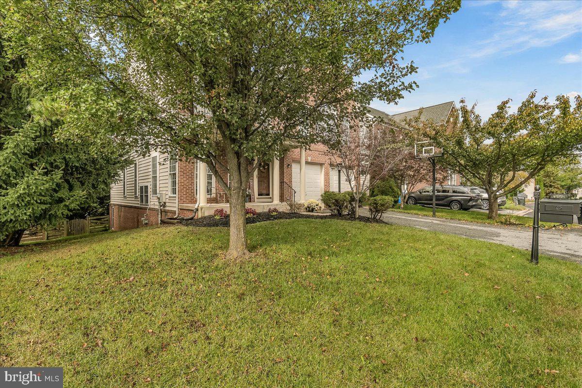 4000 BOWLING GREEN LANE