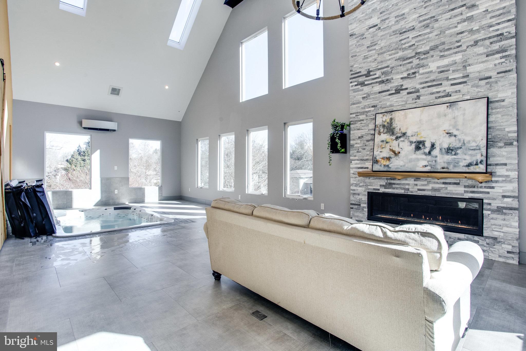 LEWINSVILLE HEIGHTS - Residential