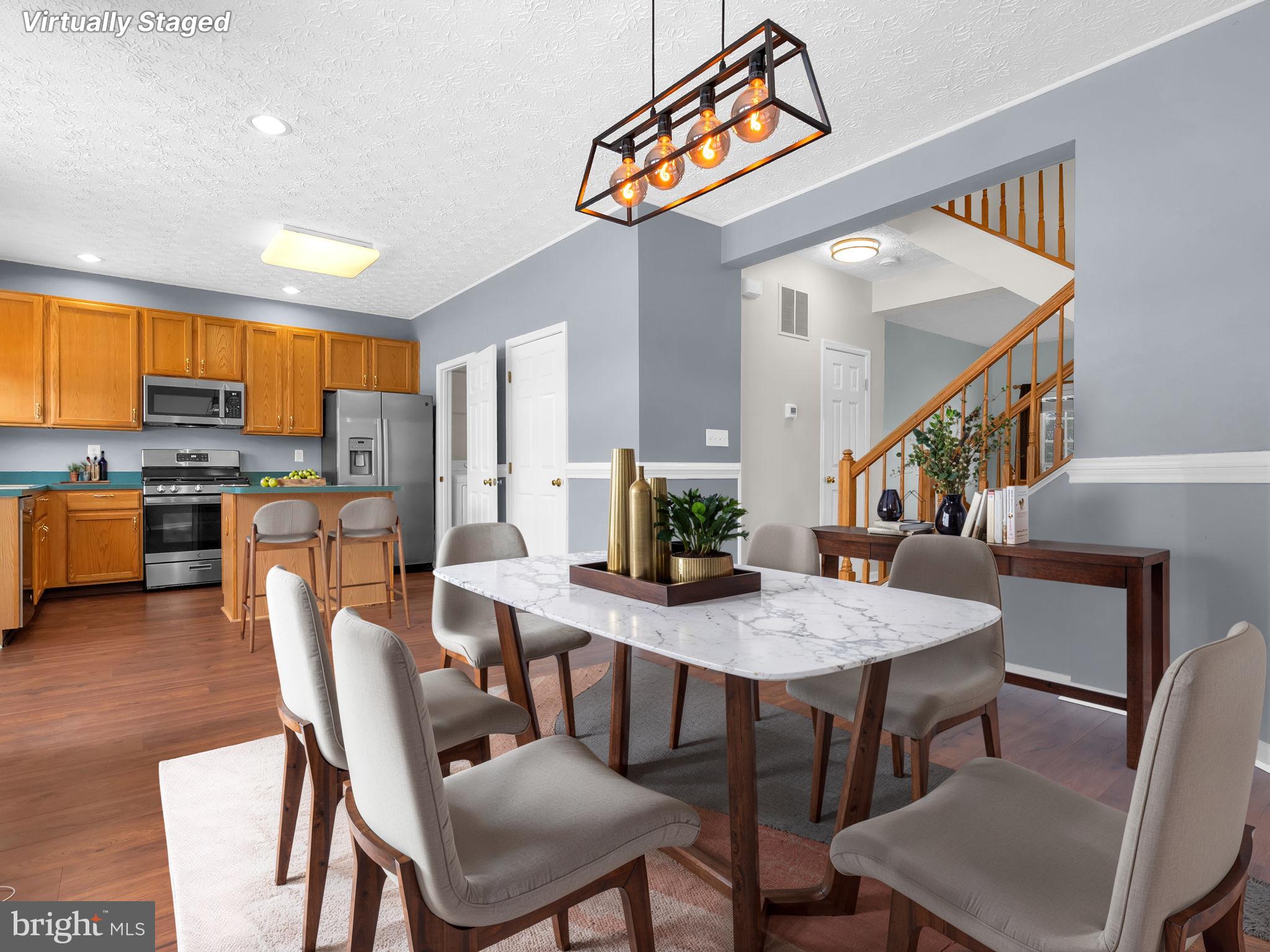 SEVEN OAKS - Residential