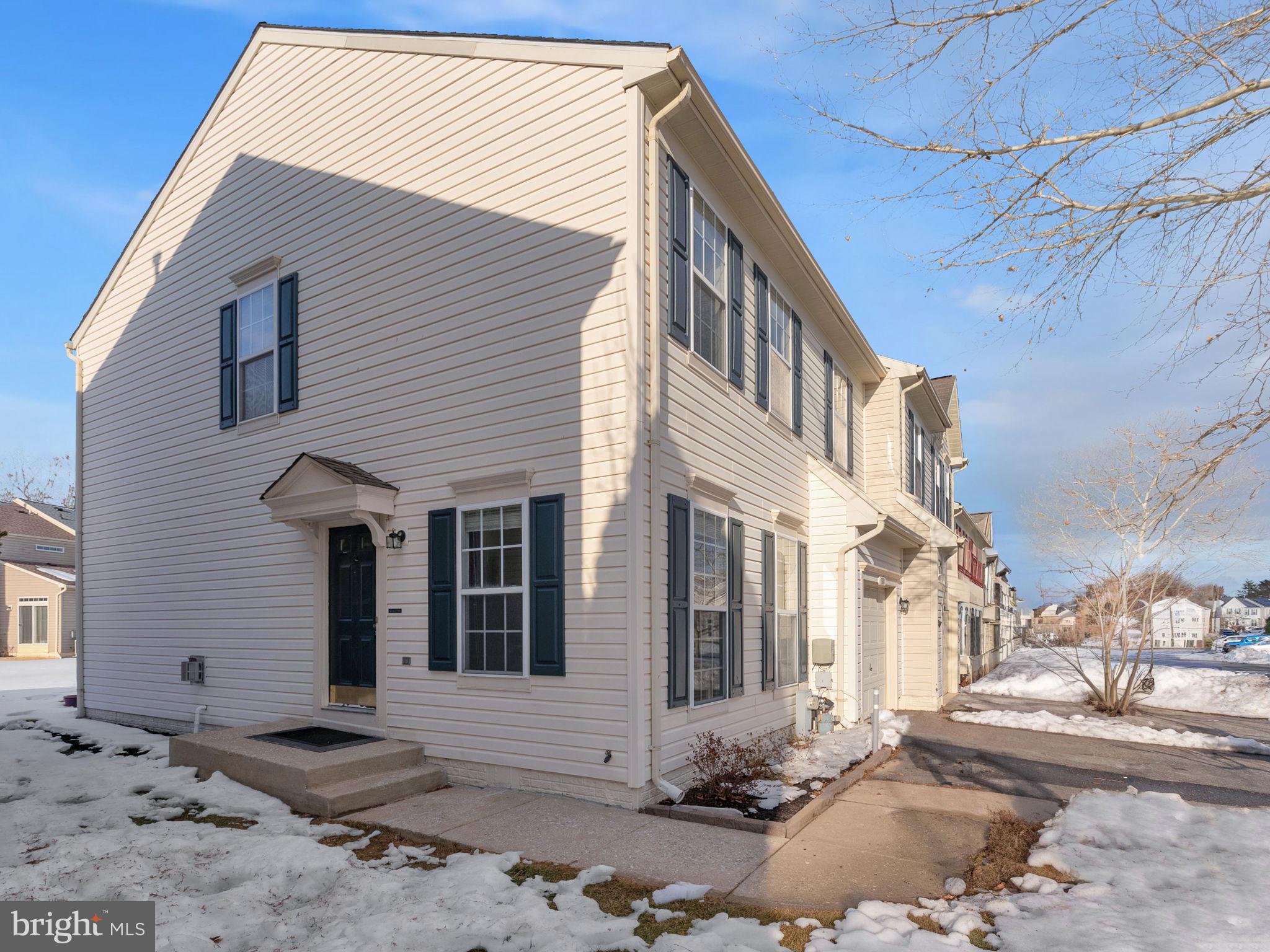 SEVEN OAKS - Residential