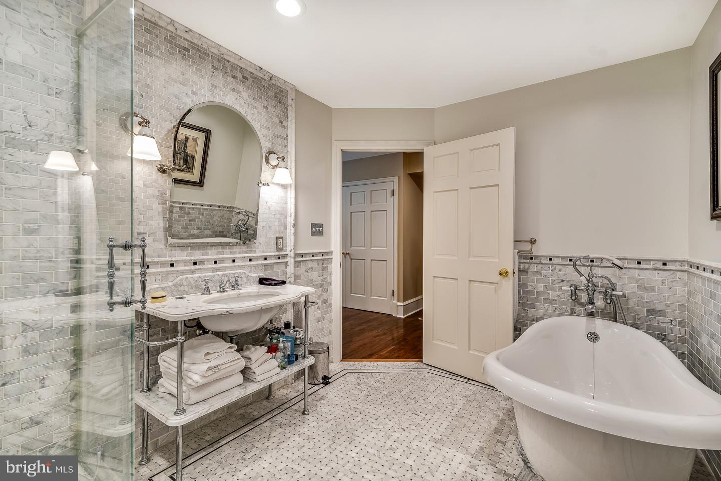 RITTENHOUSE SQUARE - Residential