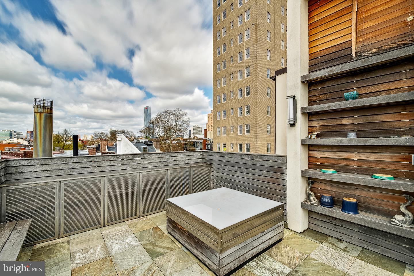 RITTENHOUSE SQUARE - Residential