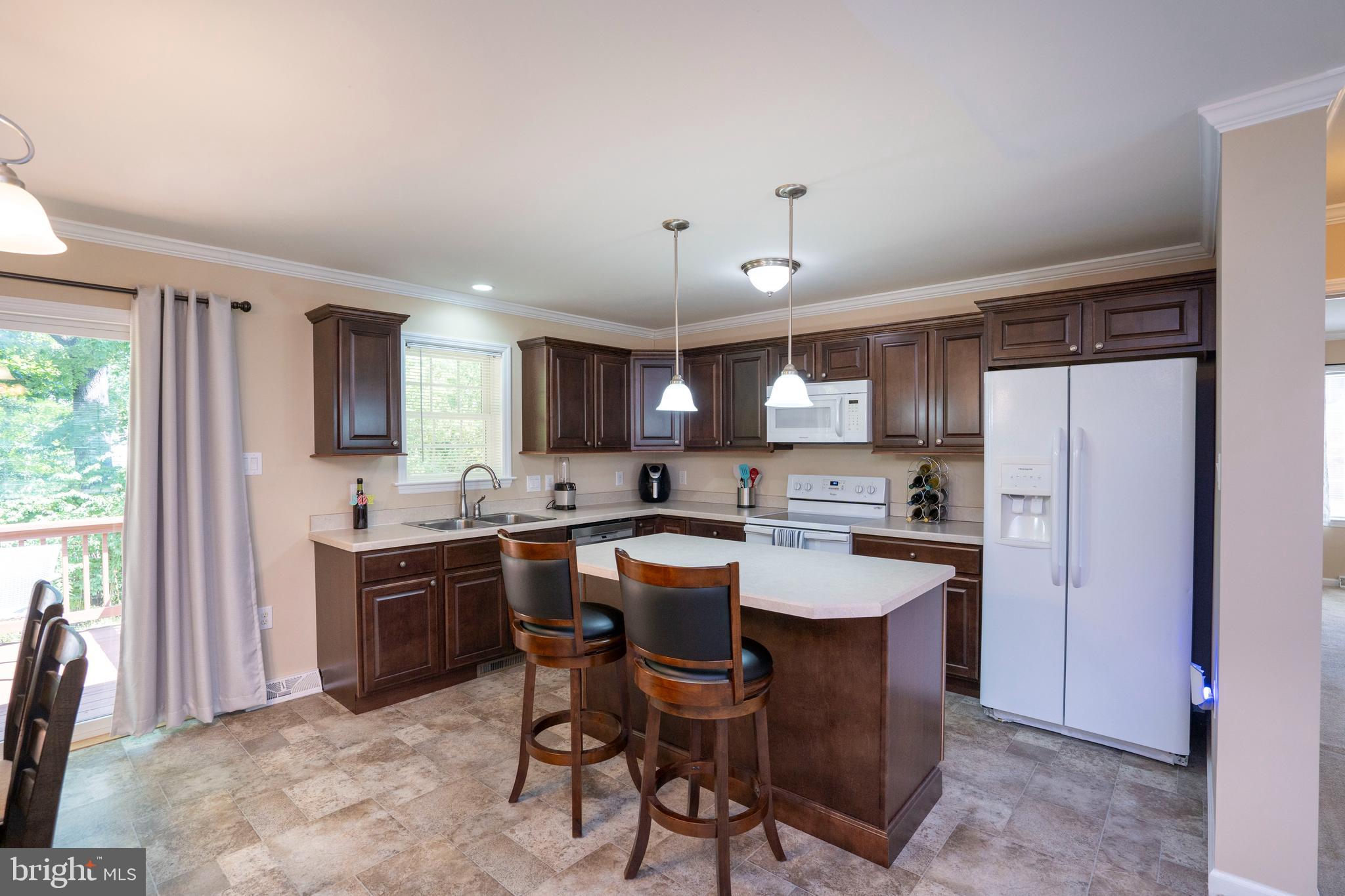 NITTANY GROVE - Residential