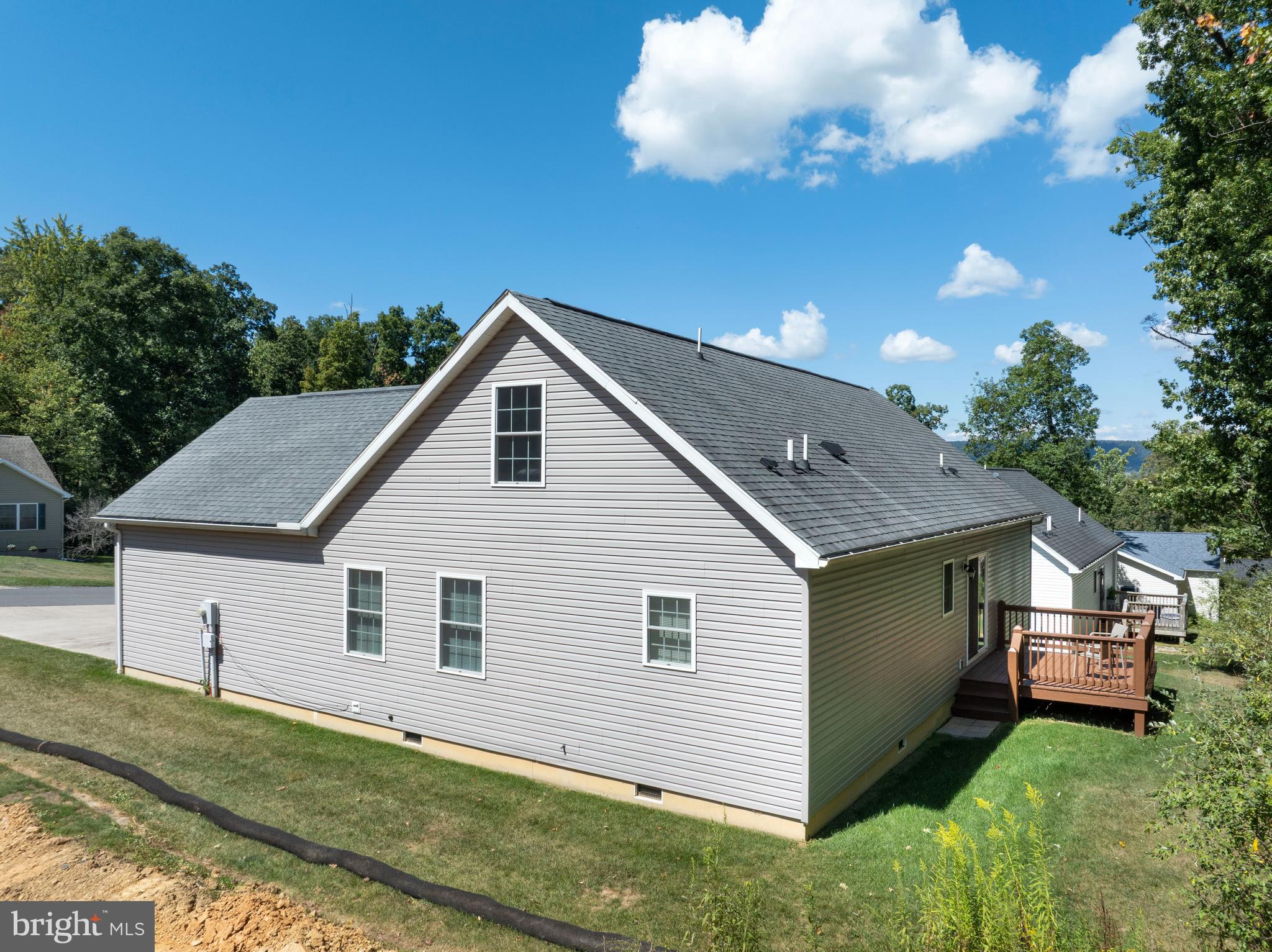 NITTANY GROVE - Residential