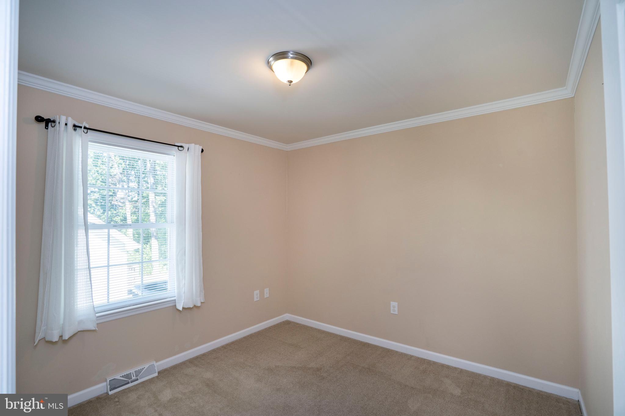 NITTANY GROVE - Residential