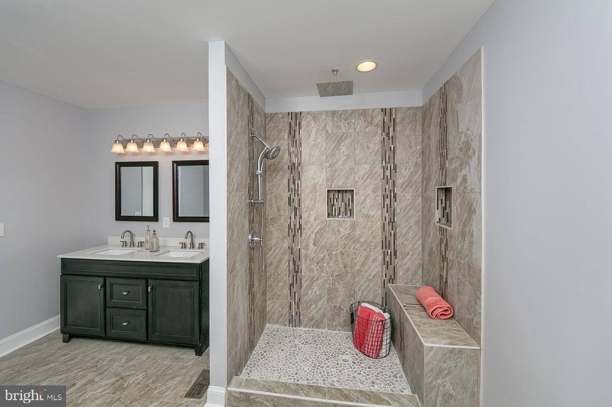 RESERVOIR HILL HISTORIC DISTRICT - Residential