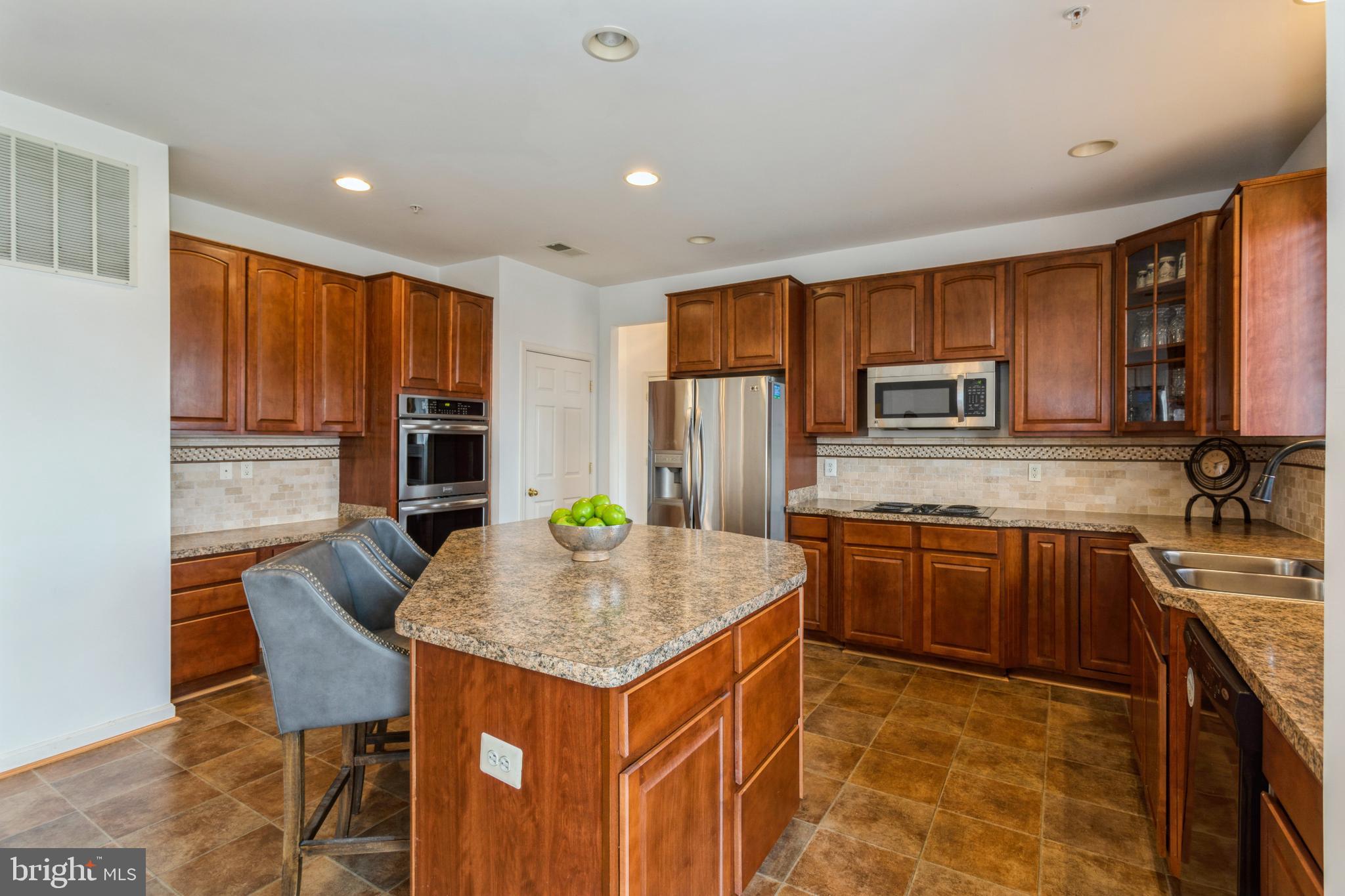 BROOKE JANE MANOR - Residential