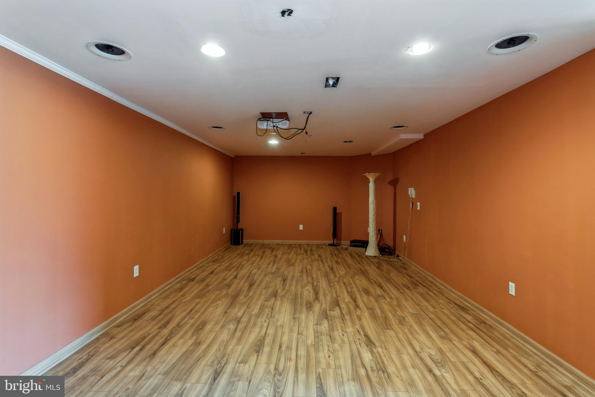 BROOKE JANE MANOR - Residential