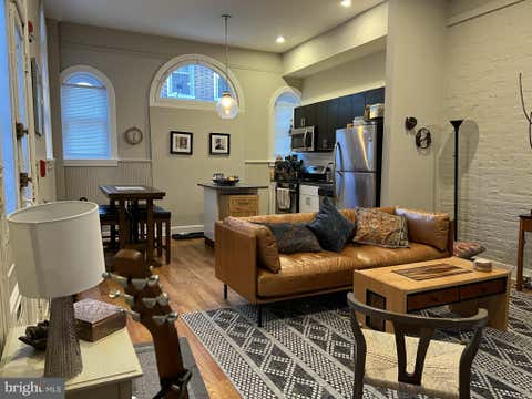 Condo For Rent - 121 Cuthbert Street #1<br/> Philadelphia County, PHILADELPHIA, PA 19106