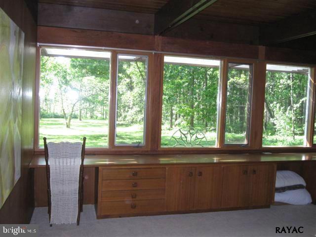 OLD MILL WOODS - Residential
