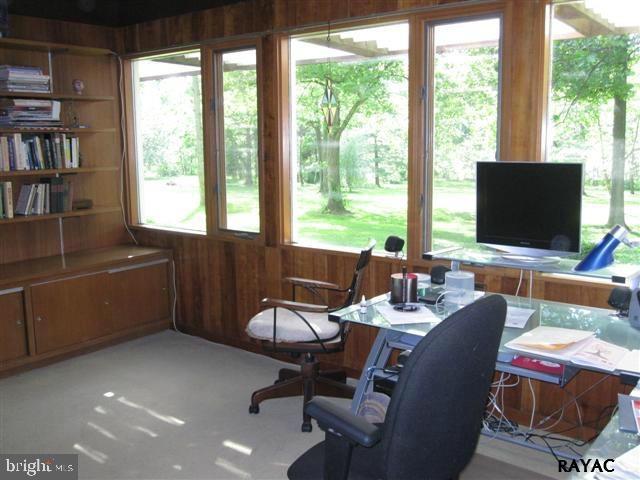 OLD MILL WOODS - Residential