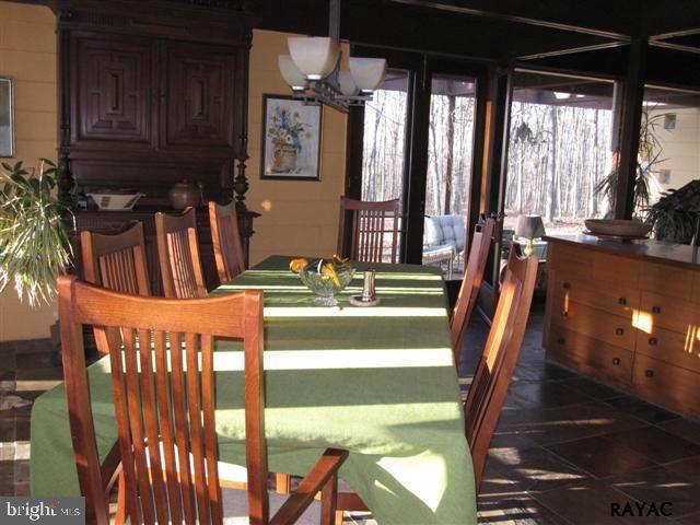 OLD MILL WOODS - Residential