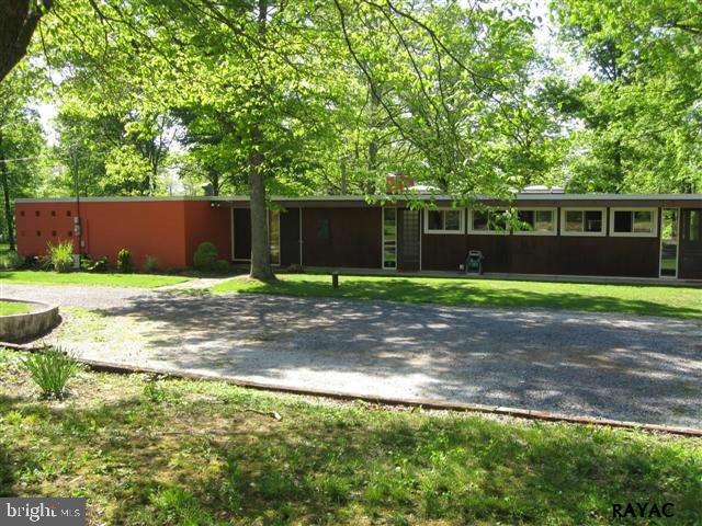 OLD MILL WOODS - Residential