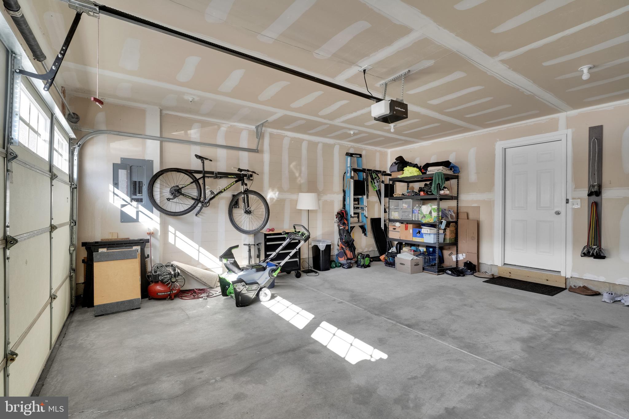 BIG OAK CROSSING - Residential