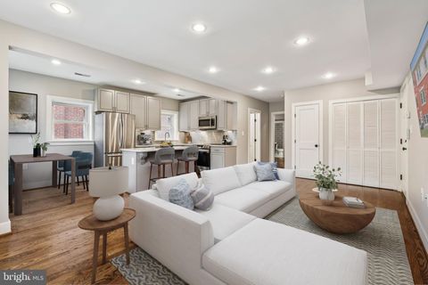 1239 SIMMS PLACE NE 1 WASHINGTON DC 20002