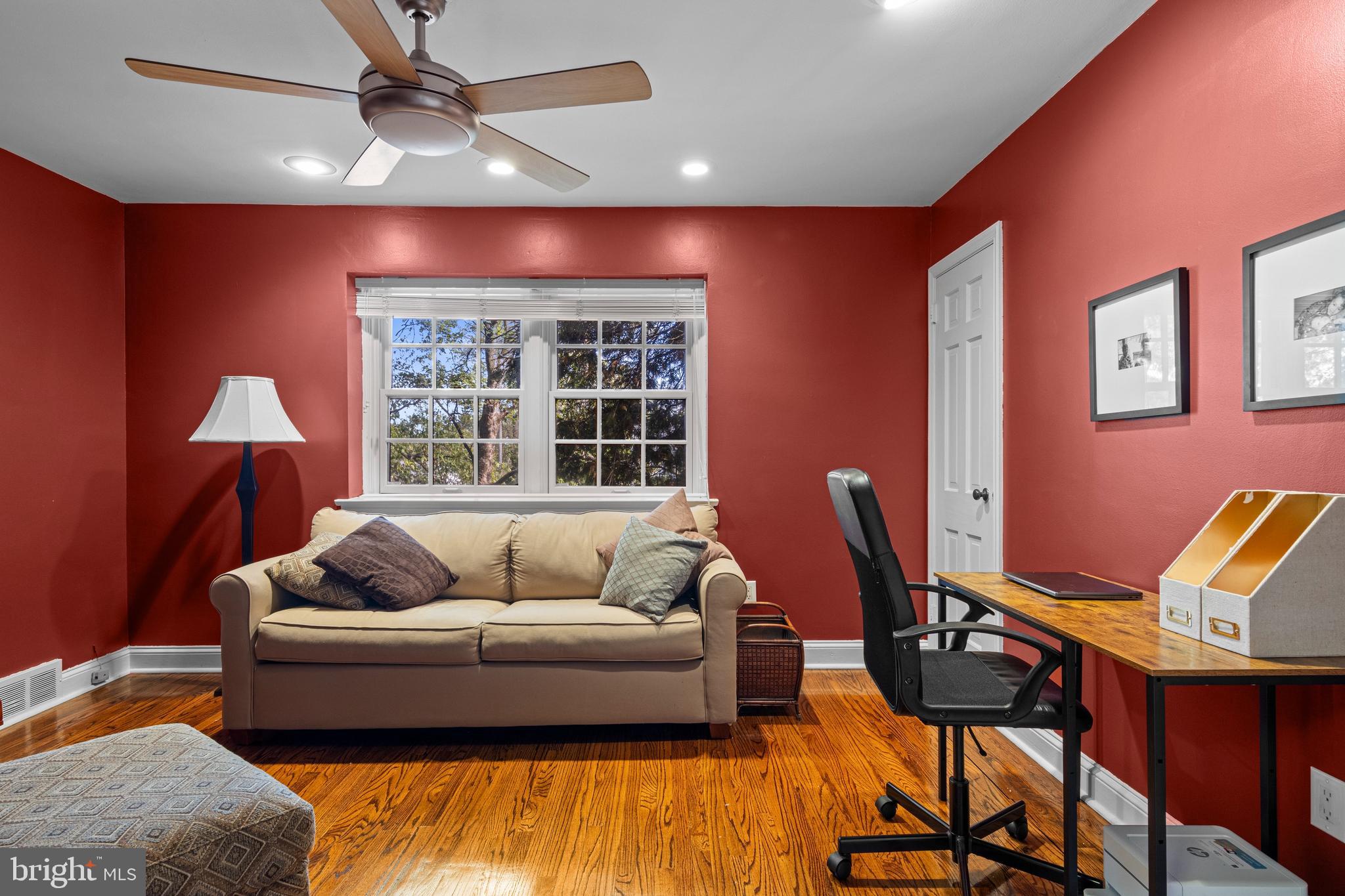 WYNNEWOOD - Residential