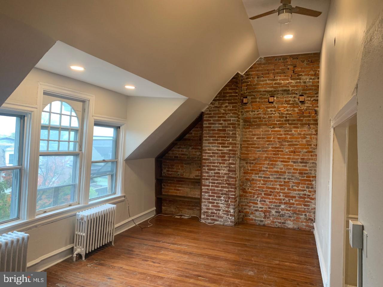 TROLLEY SQUARE - Residential Lease