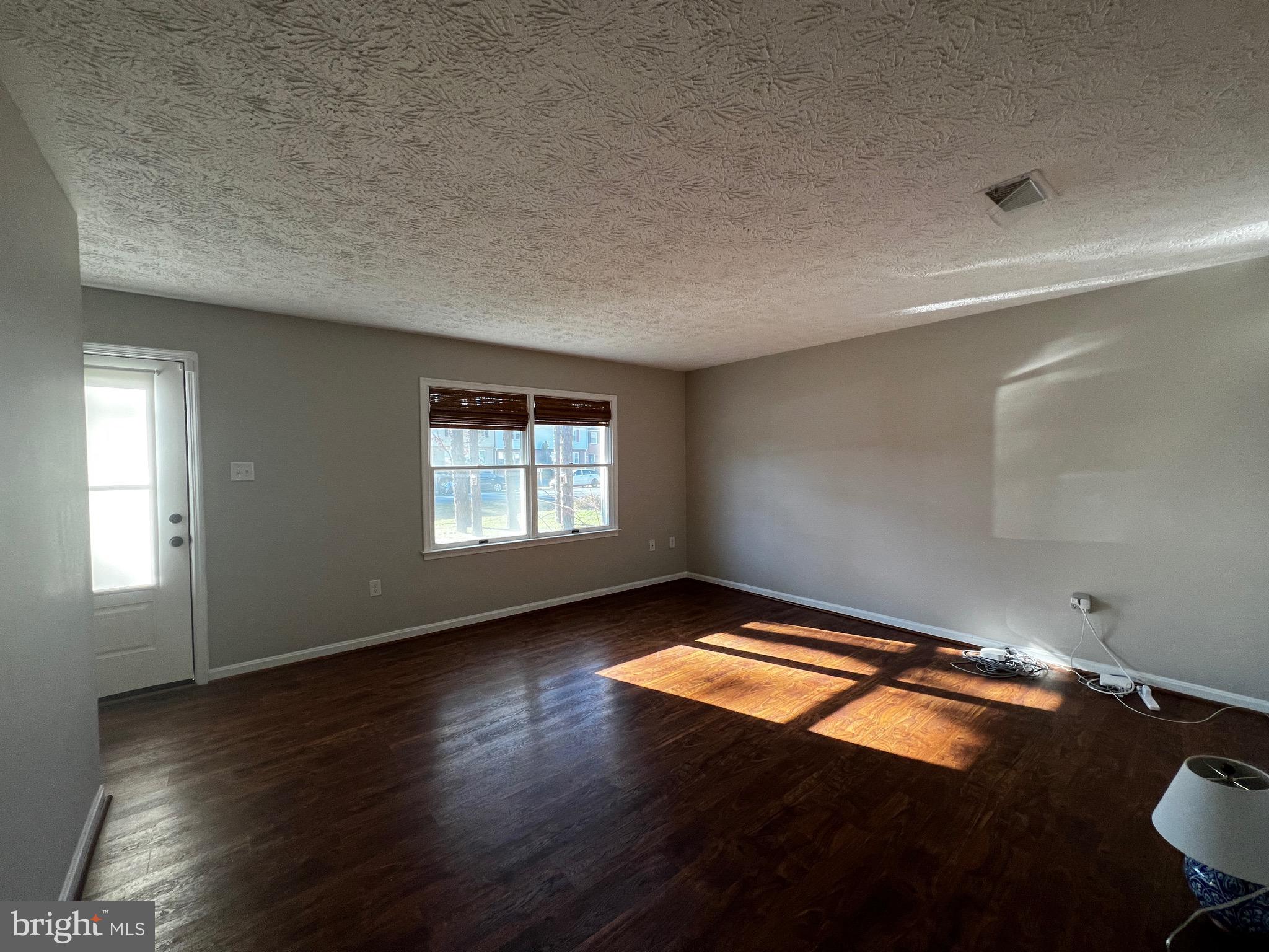 FREDERICKTOWNE TOWNHOUSE - Residential Lease