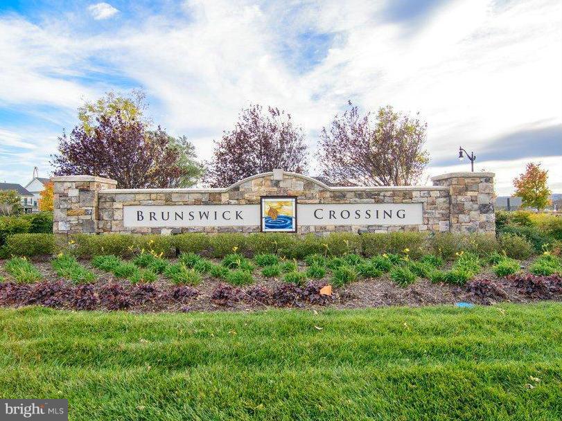 BRUNSWICK CROSSING - Residential