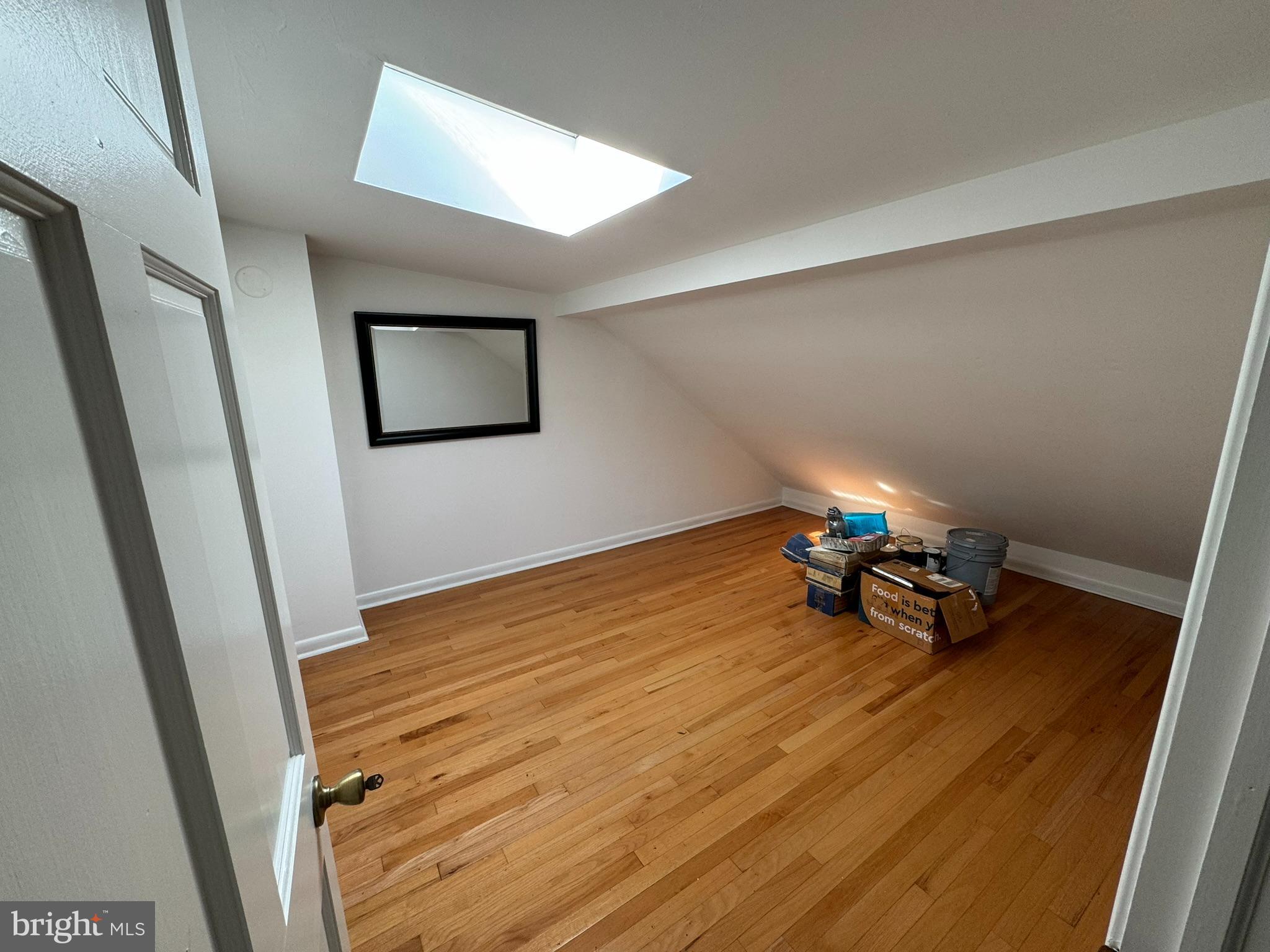 SOCIETY HILL - Residential Lease