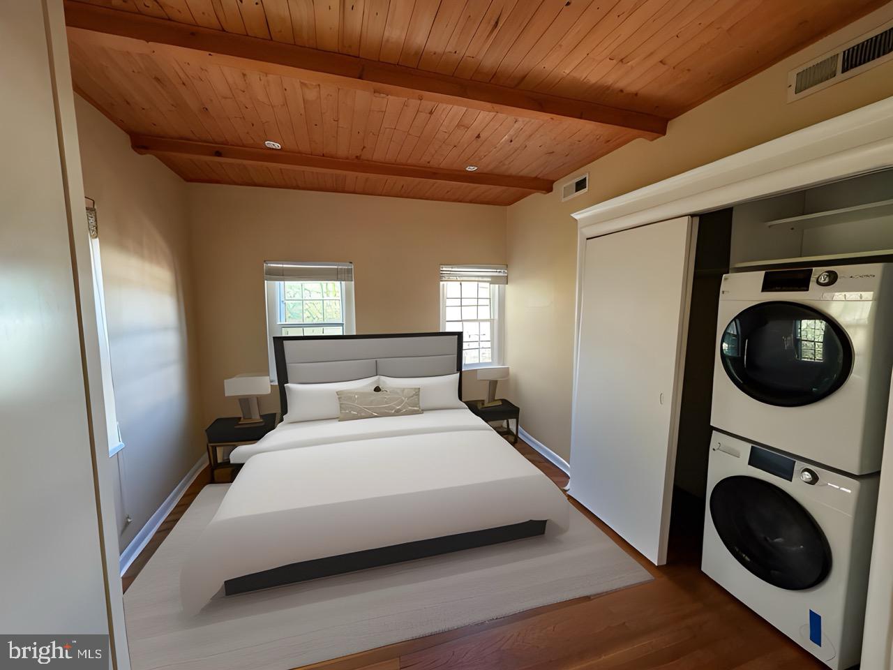 SOCIETY HILL - Residential Lease