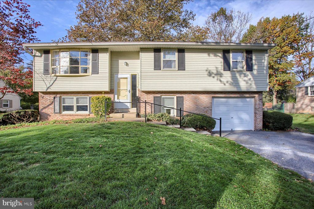 Photo of 1508 Nissley Road, Landisville, PA 17538 (MLS # PALA2042712)