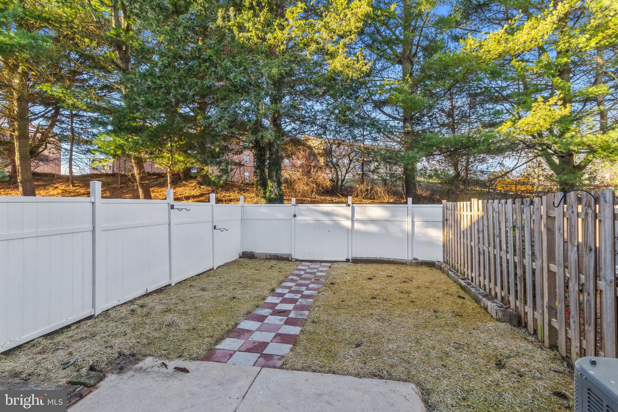 CHARTLEY TOWNHOUSES - Residential