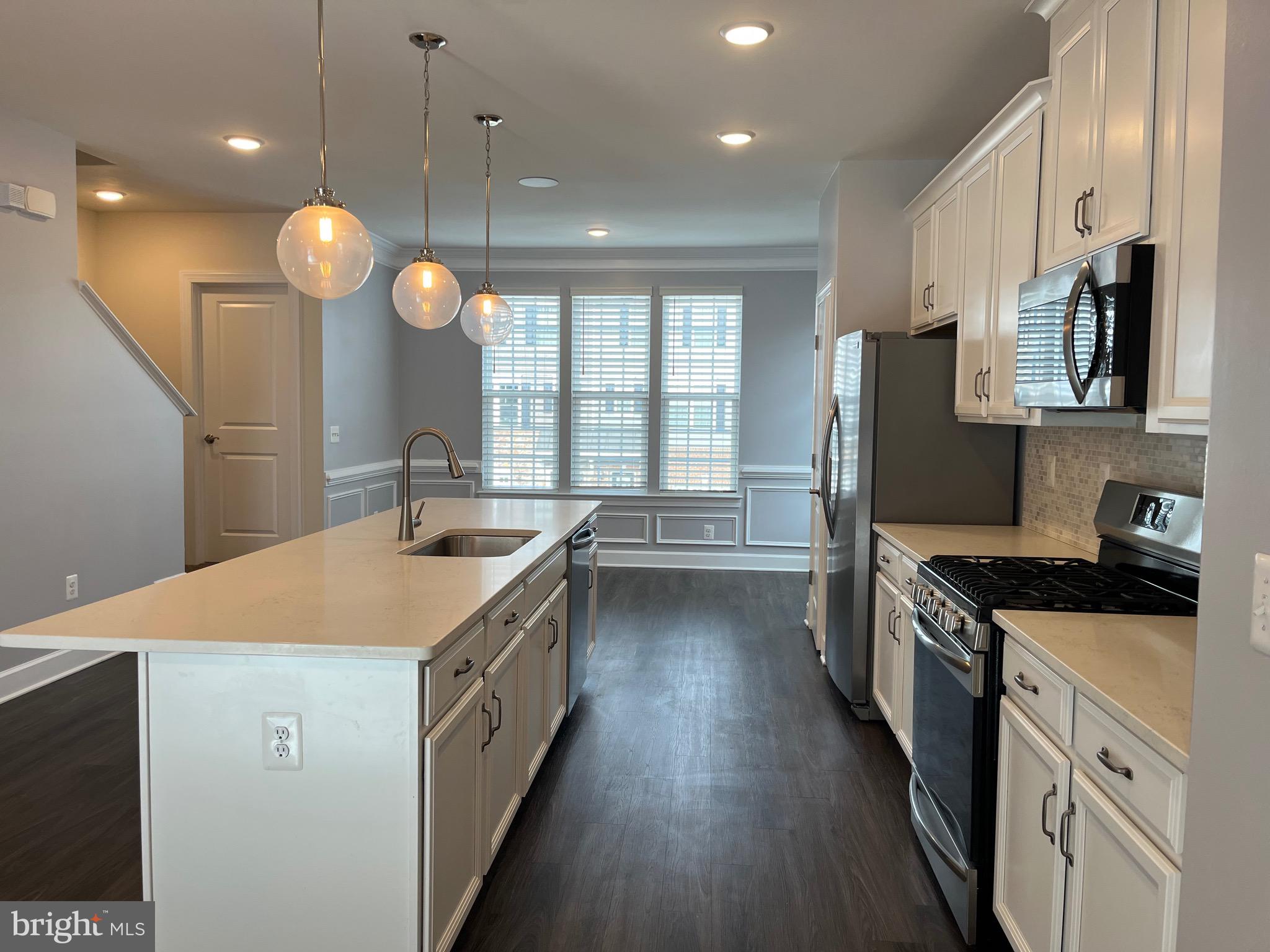 HAYMARKET CROSSING - Residential Lease