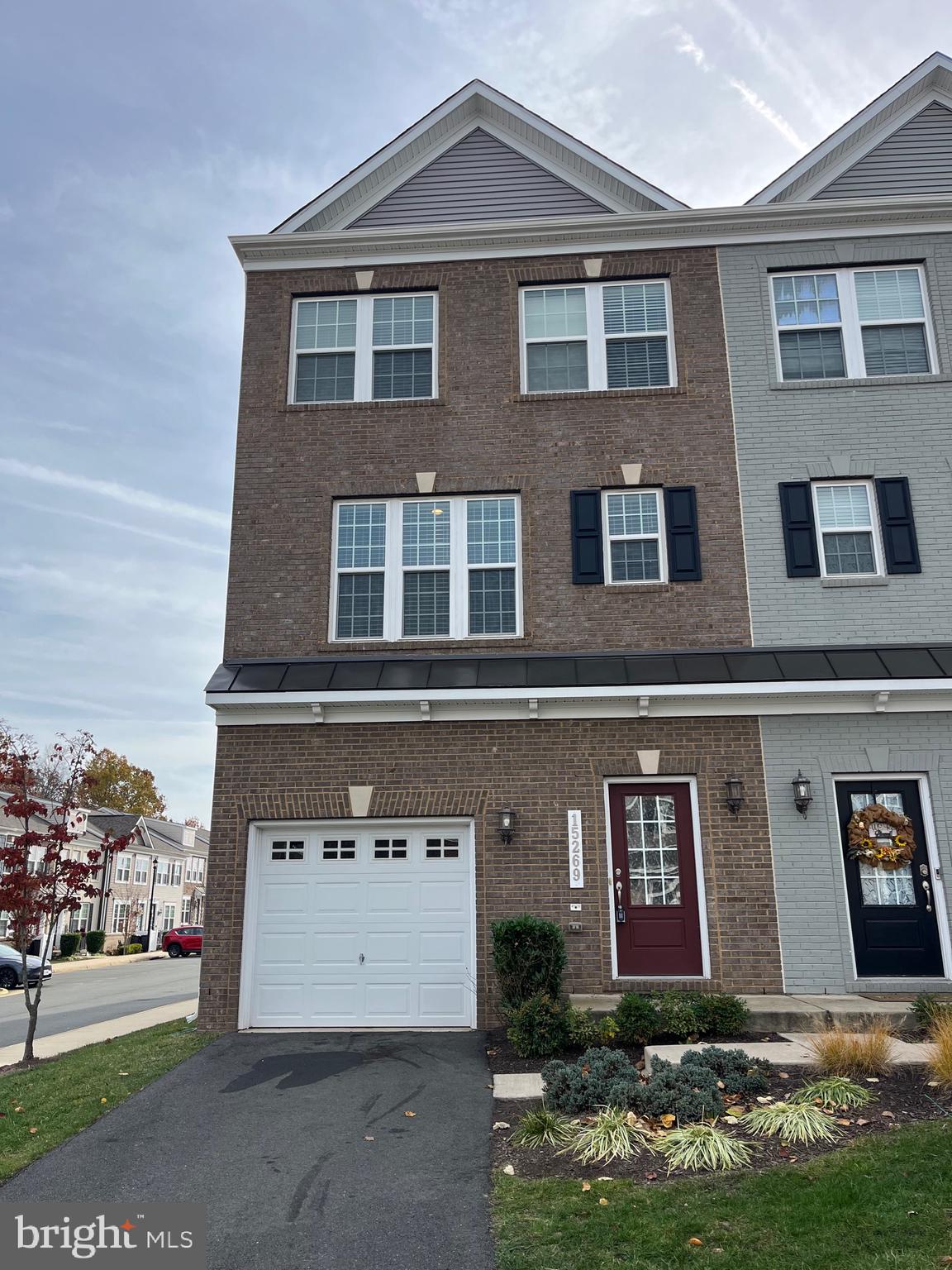 HAYMARKET CROSSING - Residential Lease