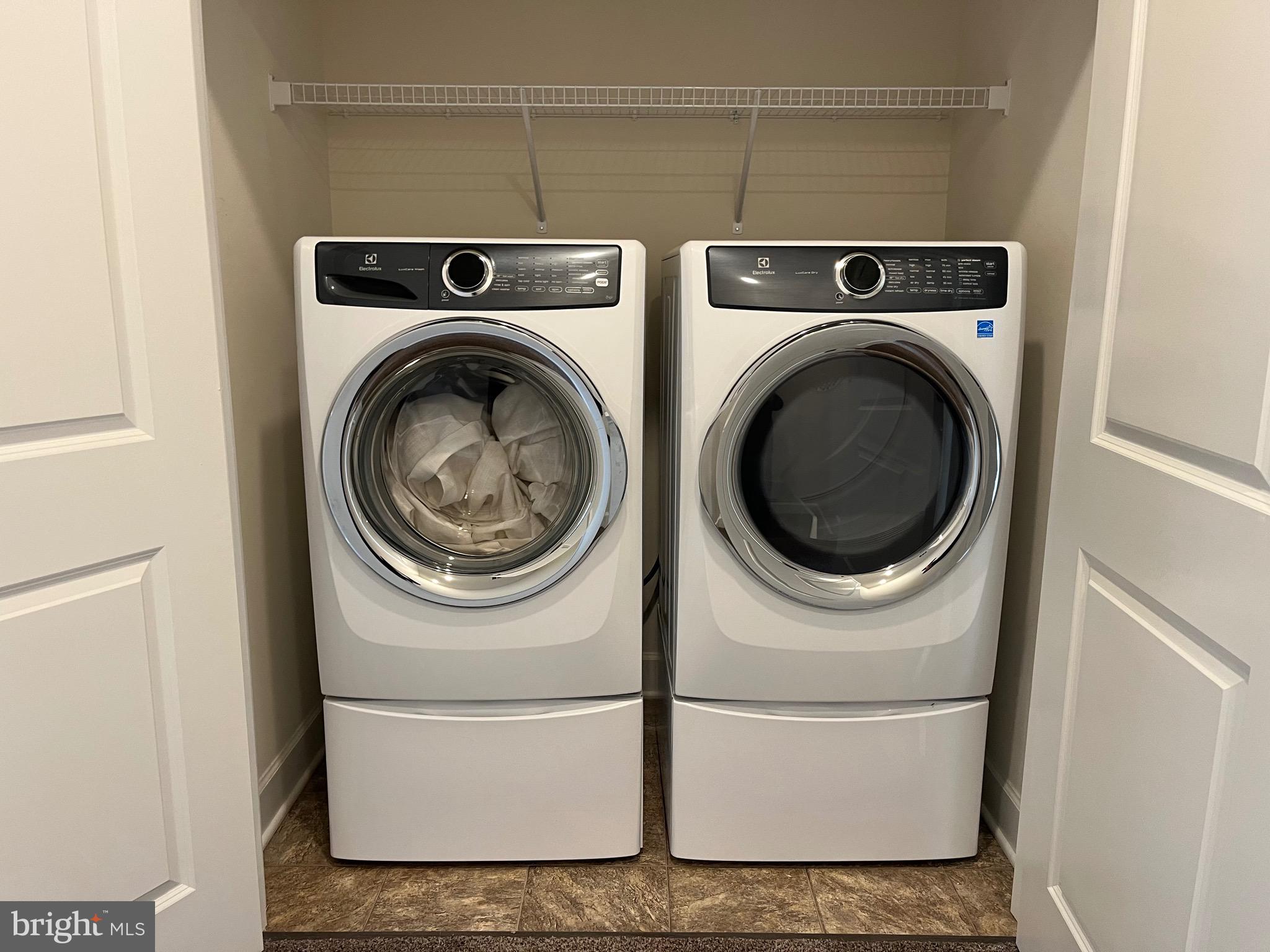 HAYMARKET CROSSING - Residential Lease