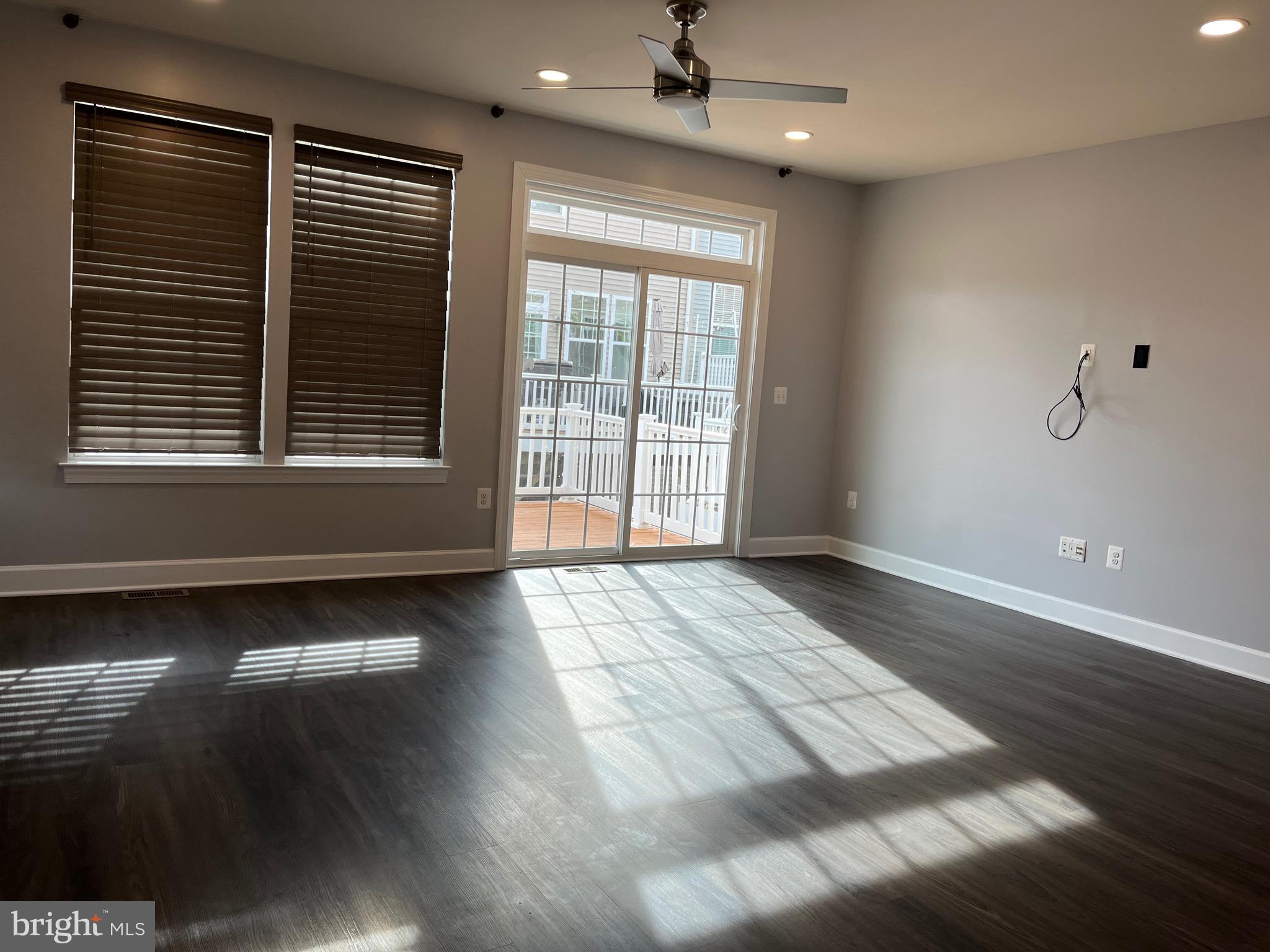 HAYMARKET CROSSING - Residential Lease