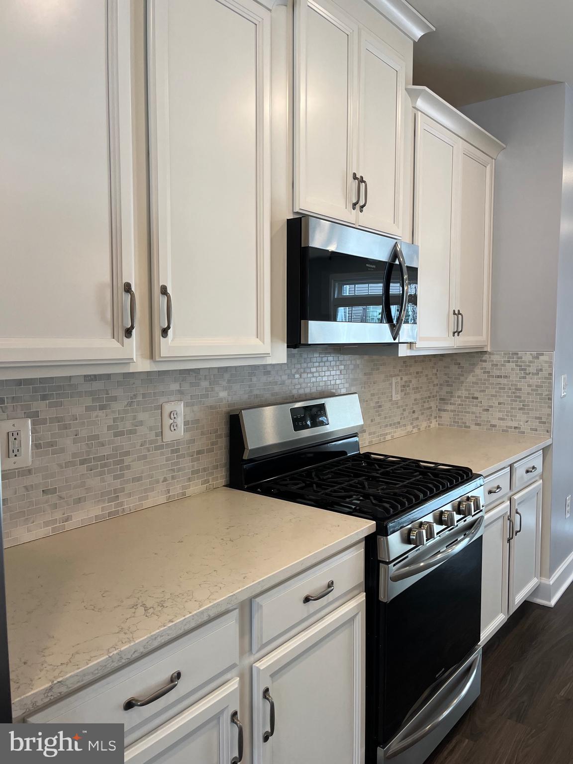 HAYMARKET CROSSING - Residential Lease