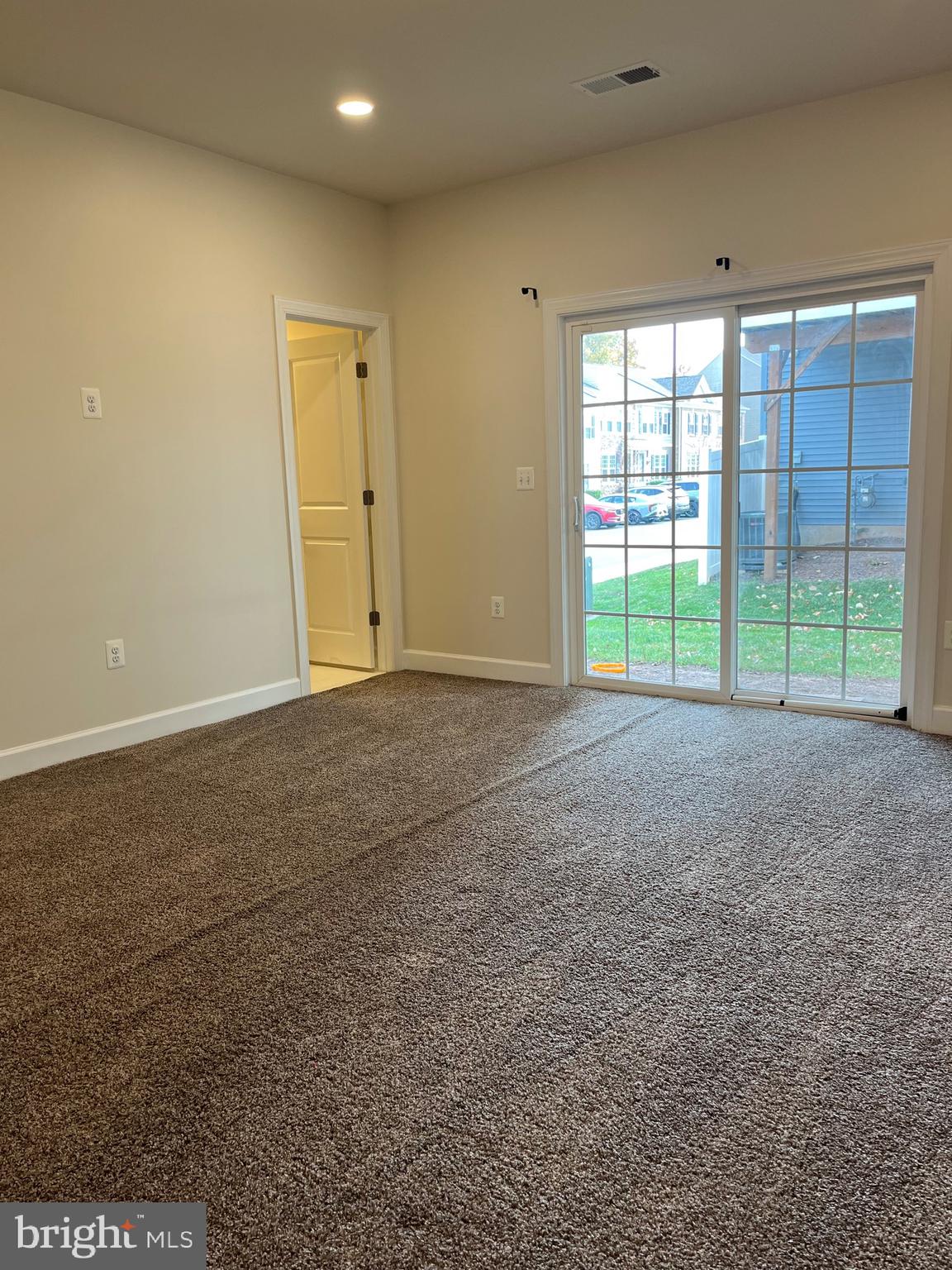 HAYMARKET CROSSING - Residential Lease