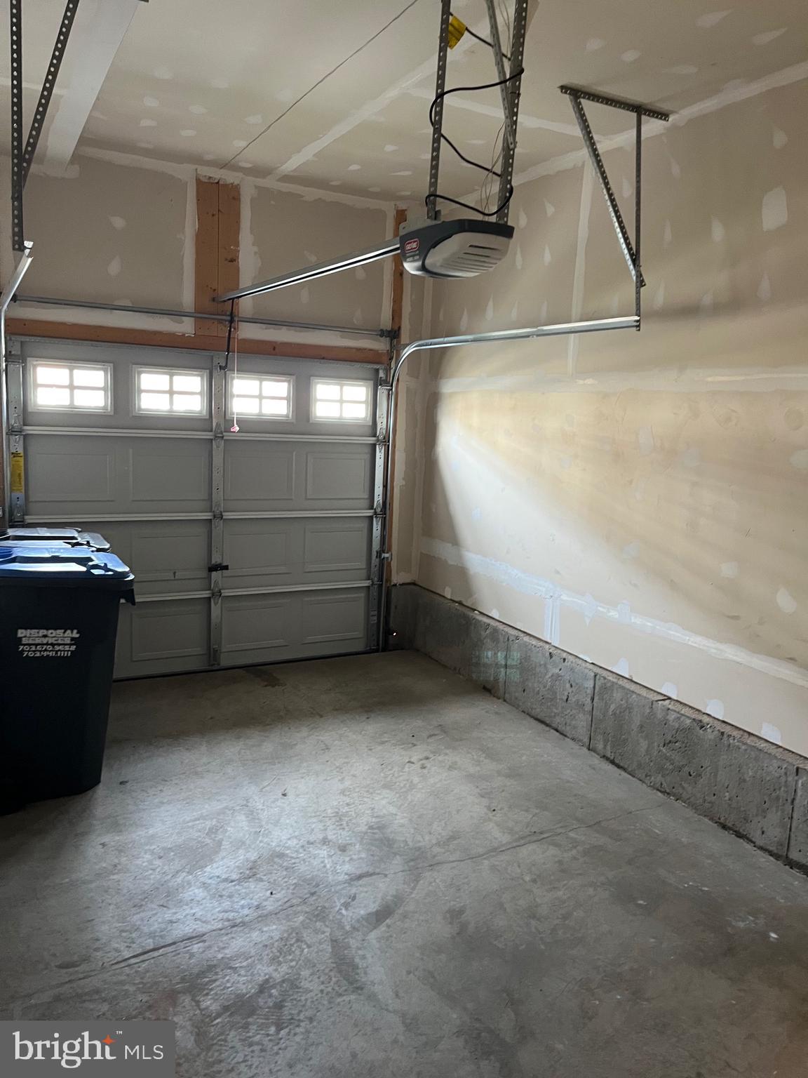 HAYMARKET CROSSING - Residential Lease