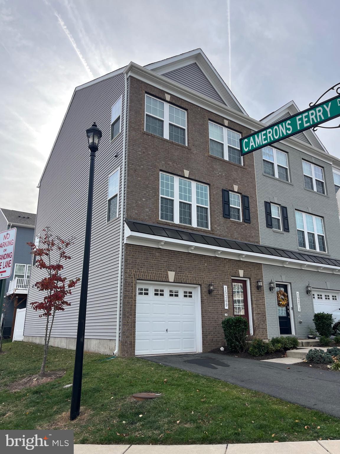 HAYMARKET CROSSING - Residential Lease